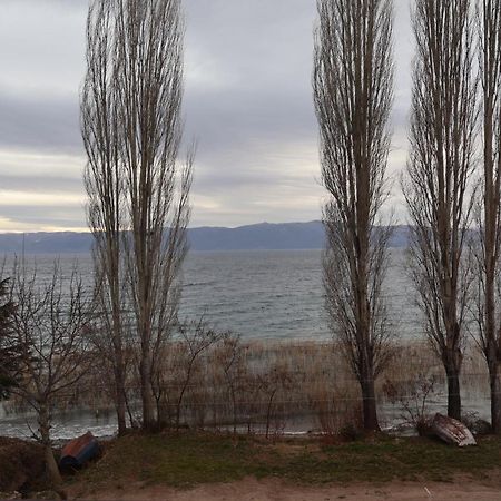 Ajkoski Apartments Пештані Екстер'єр фото