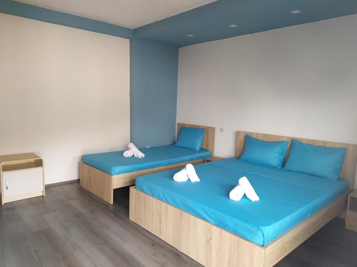 Ajkoski Apartments Пештані Екстер'єр фото