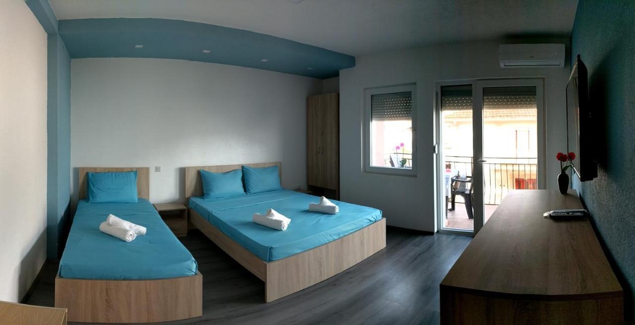 Ajkoski Apartments Пештані Екстер'єр фото